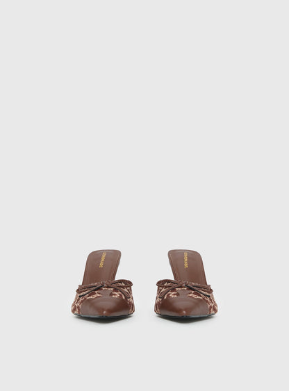 Boardroom Pointed Toe Heels Caramel Cow